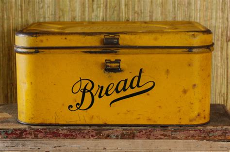 paint old metal bread box|antique breadbox making ideas.